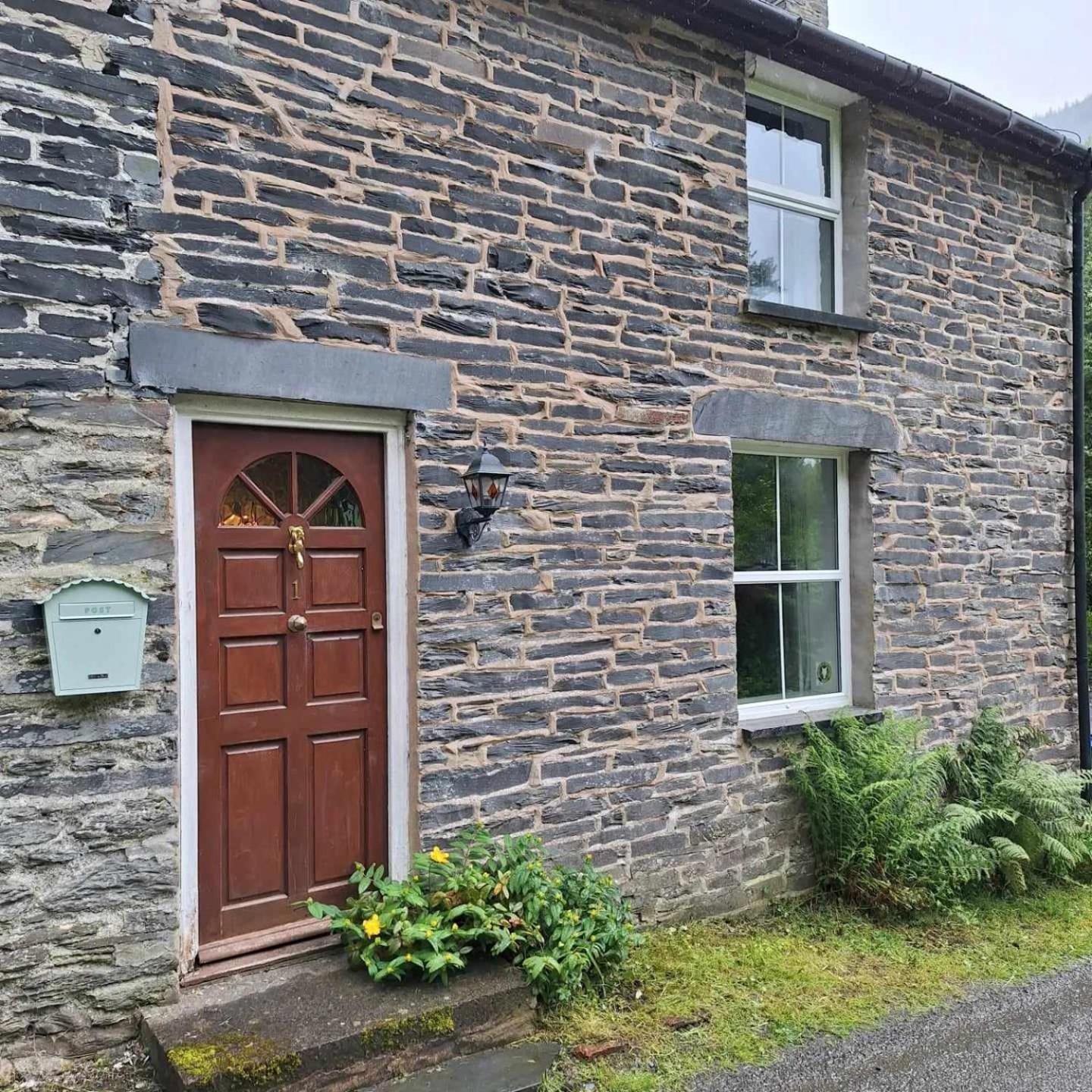 Cosy Riverside Cottage In Beautiful Corris Esterno foto